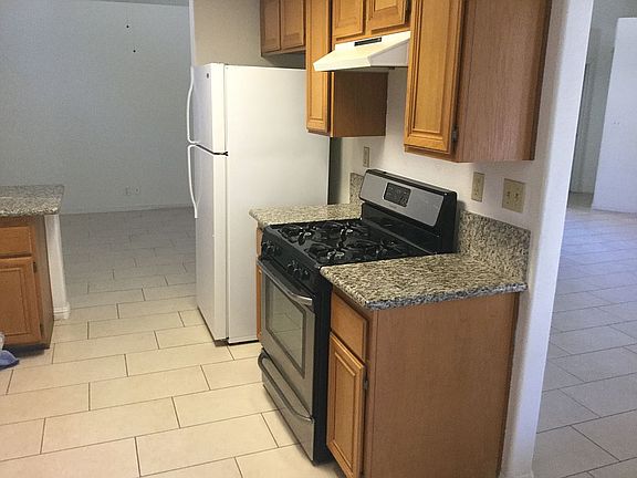 3rd image of 1245 Country Club Dr
