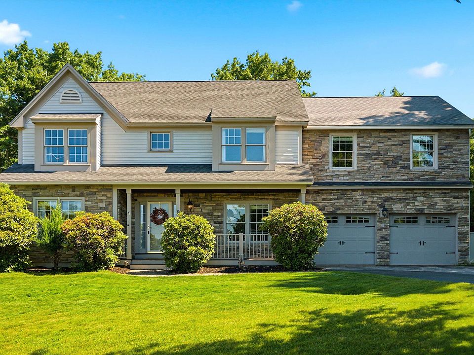 1st image of 9 Tennyson Drive