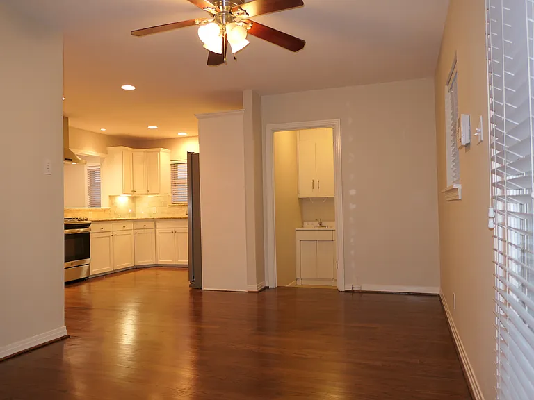 6333 Anita St — Photo 11