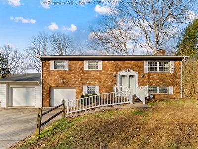 795 Echo Rd, South Charleston, WV, 25303