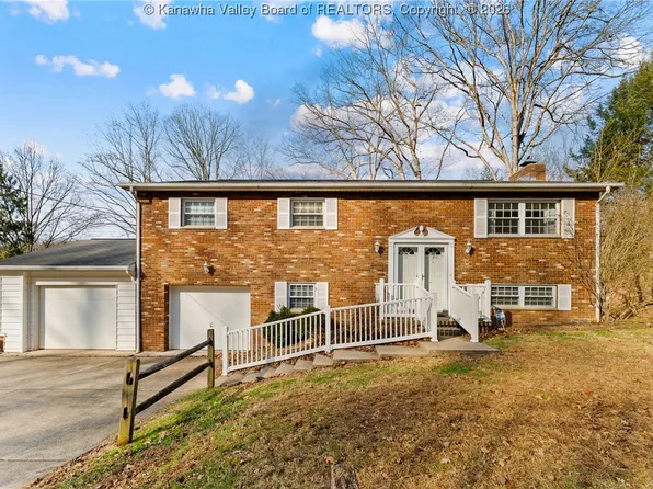 795 Echo Rd, South Charleston, WV 25303