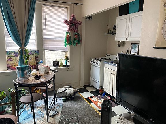3rd image of 4901 N Christiana Ave APT 10