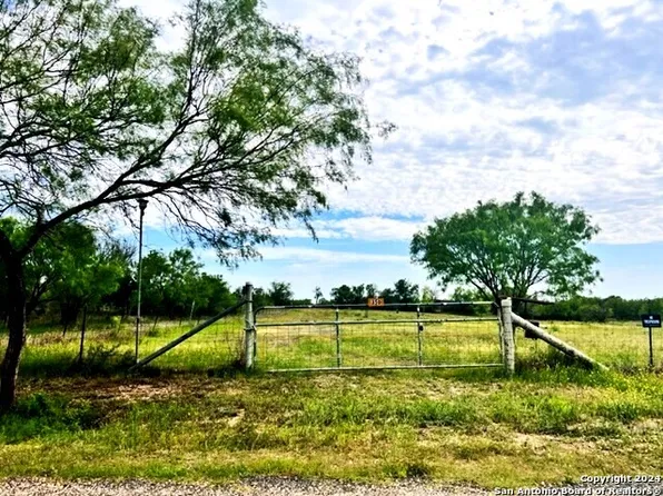 350 COUNTY ROAD 5781 LOT 21, Castroville, TX 78009