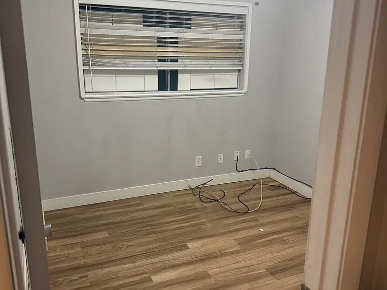 4557 Sirius Ave — Photo 10