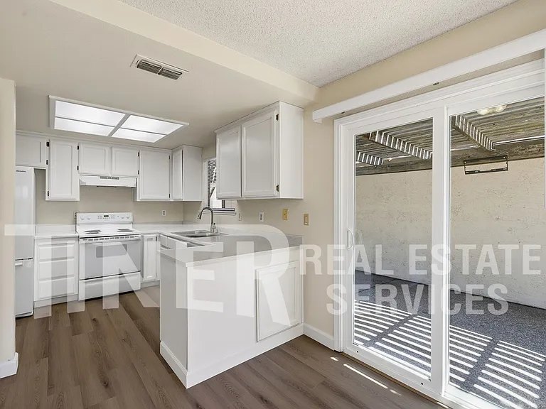 4907 Perceptive Way — Photo 12