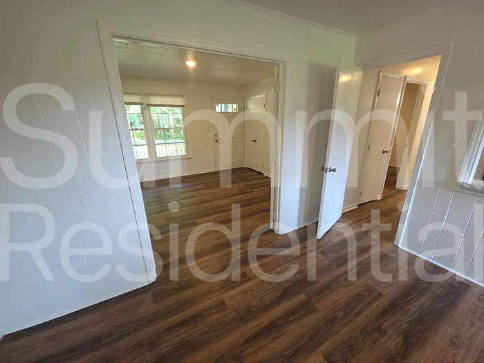 1215 Wade Stephenson Rd — Photo 9
