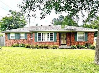 1616 Whitewater Rd, Memphis, TN 38117