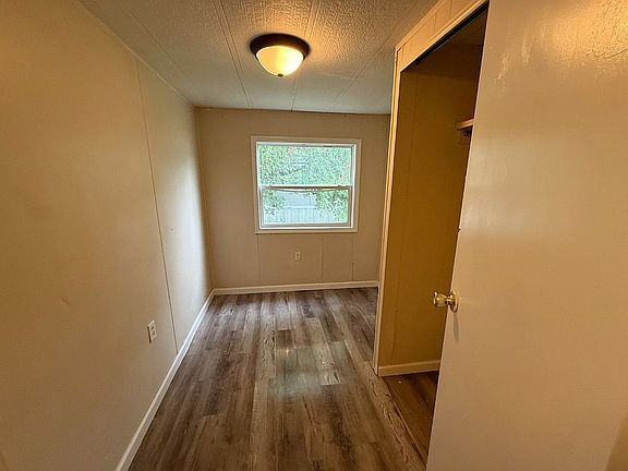 5th image of 139 Garfield St