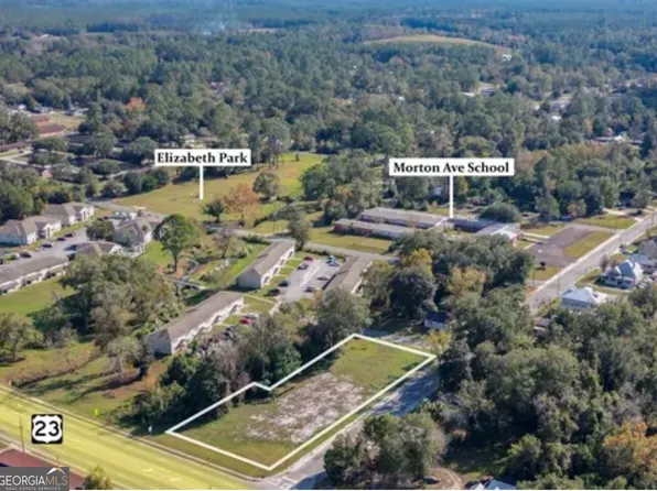 615 Morton Ave, Waycross, GA 31501