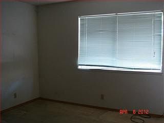 4th image of 977 Chapel Hill Way