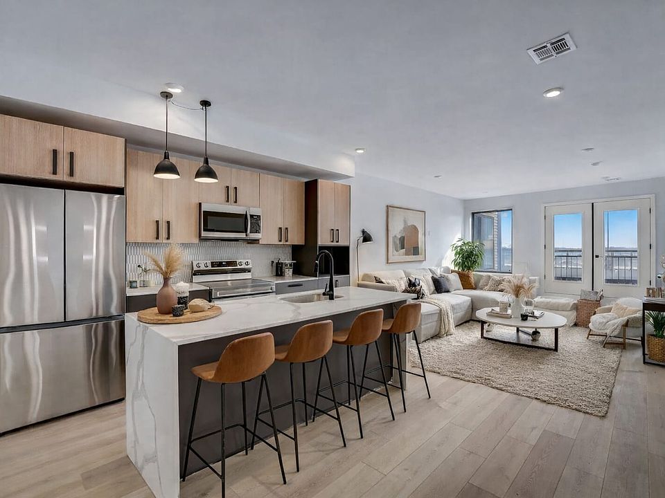 1st image of 1112 E Berks St #306