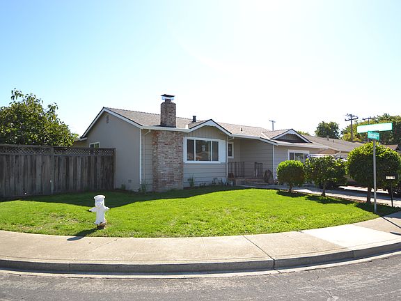 2nd image of 2614 Barcells Ave