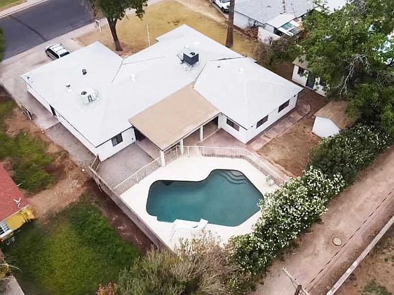 2nd image of 244 N Fraser Dr