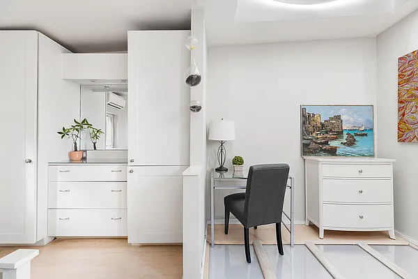 Sold by Compass | media 15