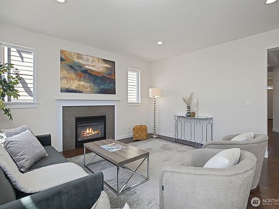 3rd image of 3902 69th Drive NE