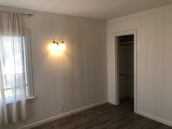 5th image of 21605 E Cliff Dr