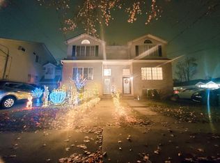 45 Sharrotts Rd, Staten Island, NY 10309
