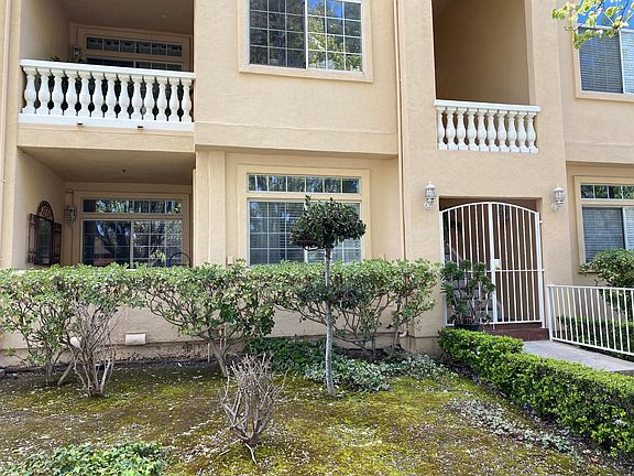 3rd image of 1104 S Winchester Blvd