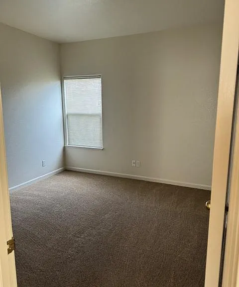 Spring Meadows Apartments — Photo 2