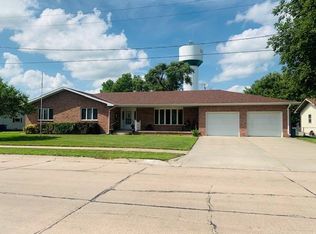 2121 24th St, Central City, NE 68826