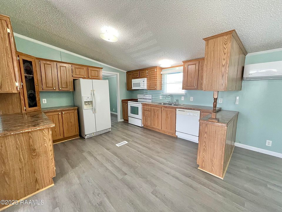 120 Squirrel Run, Youngsville, LA 70592 Zillow