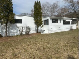 5431 Swallow Ct NE, Belmont, MI