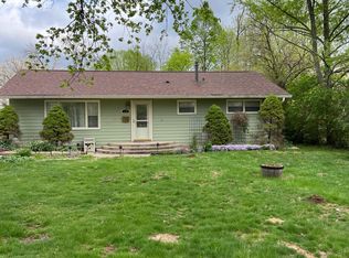 138 N Overhill Dr, Bloomington, IN