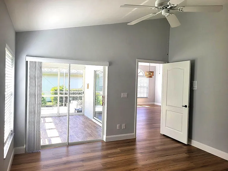 20907 Country Barn Dr — Photo 14