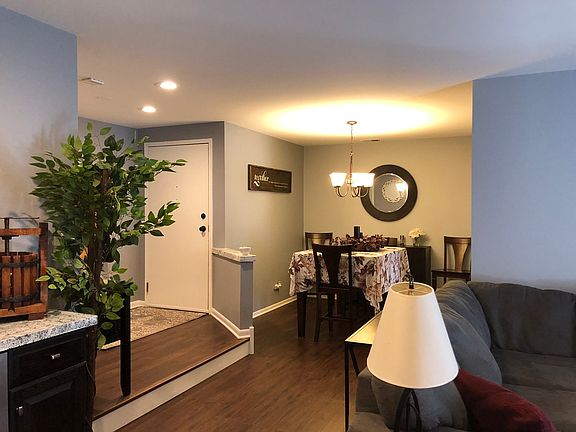 4th image of 406 Ramblewood Dr APT D