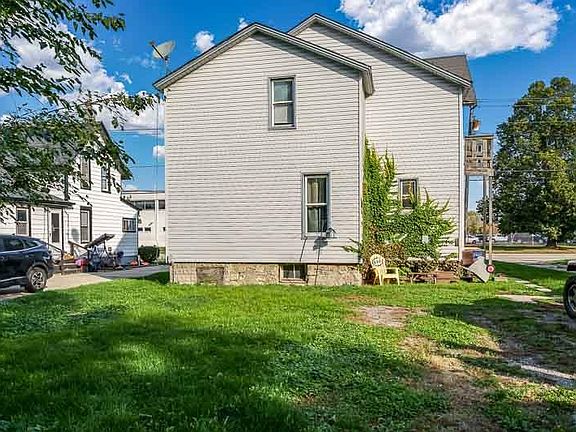 2nd image of 530 Gardner St