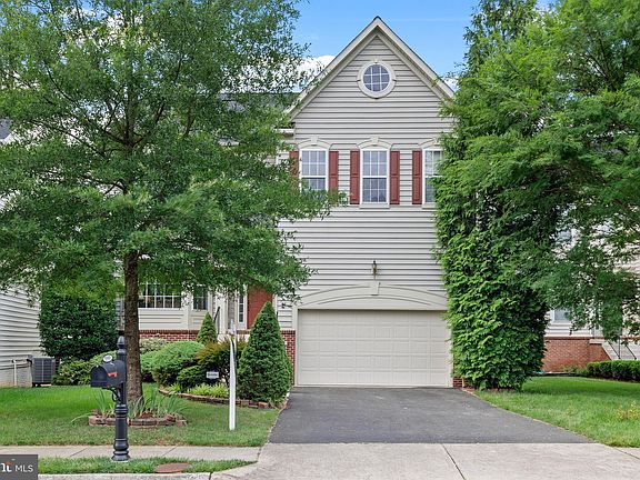 2nd image of 7591 Lindberg Dr