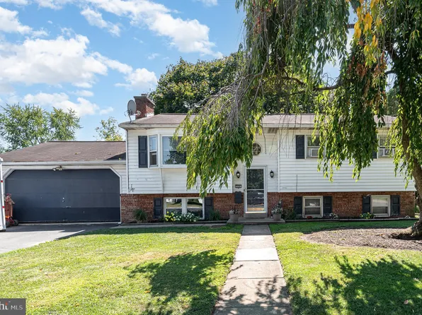 520 E Emaus St, Middletown, PA 17057