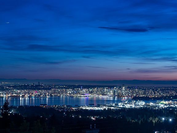 2nd image of 310 Beaver Rd