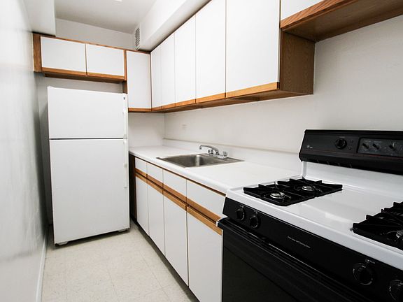 5th image of 310 E 65th St APT 14E