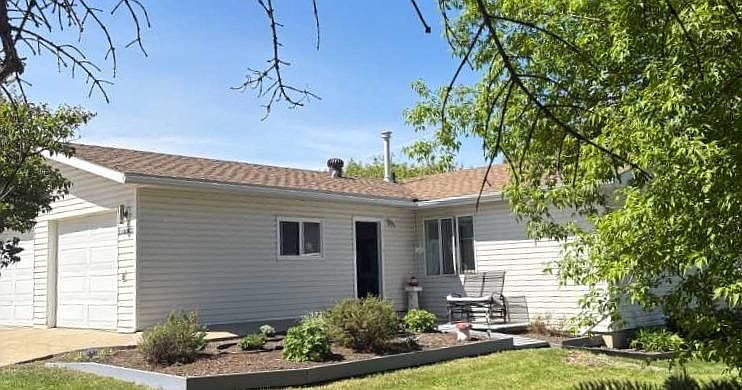 1st image of 4910 49th Ave S