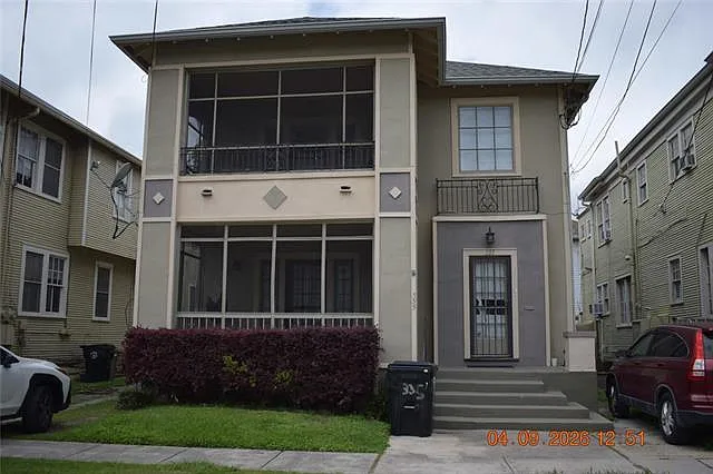 335 Virginia St — Photo 1