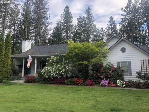 88806 Tralee Ct, Elmira, OR 97437