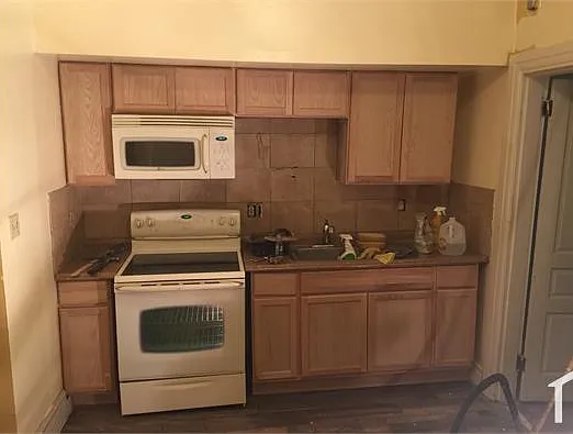 416 Park St — Photo 2