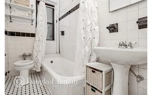 Rented by Douglas Elliman | media 4