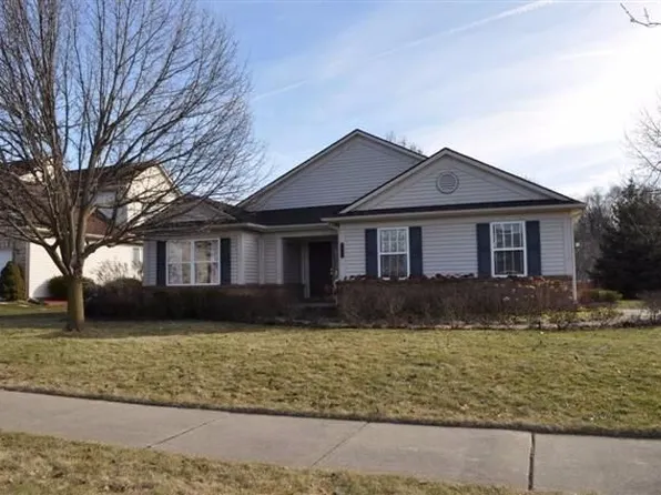4200 Woodcrest Ct, Ypsilanti, MI 48197