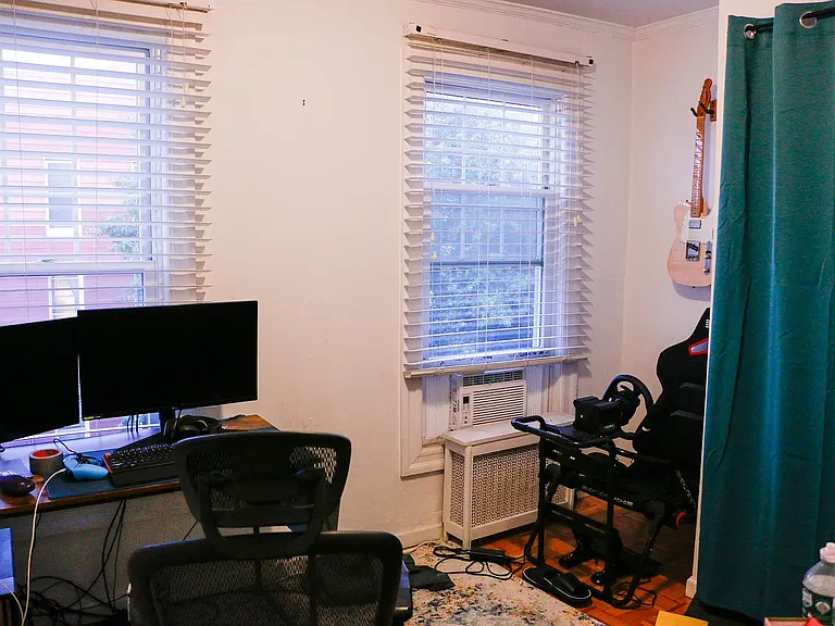 547 Leonard St #3 — Photo 5