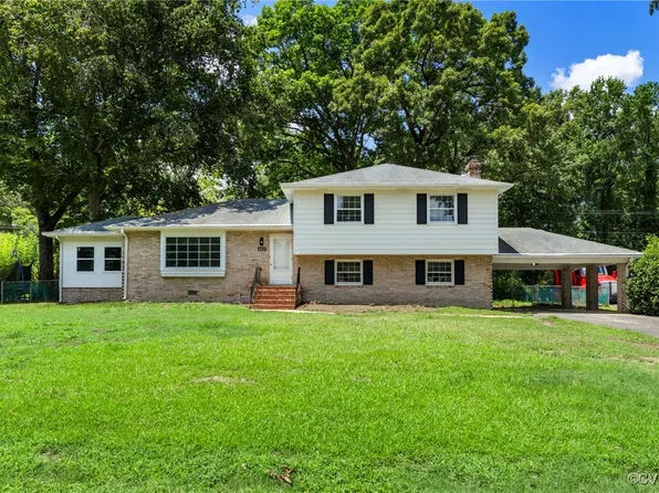 4816 Stornoway Dr, North Chesterfield, VA 23234