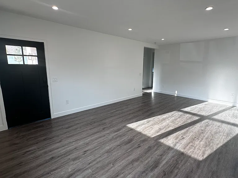 611 Silver Strand Blvd #1 — Photo 11