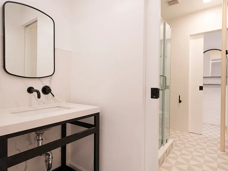 487 Clinton Ave #2D — Photo 6