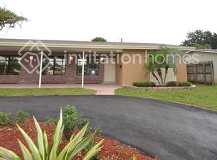 4015 W Park Rd, Hollywood, FL 33021