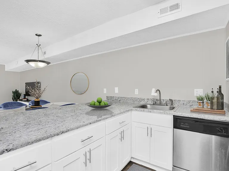 Vue Apartment Homes — Photo 38