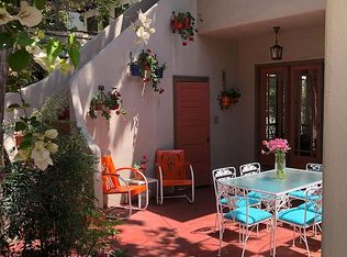 879 S Victoria Ave, Los Angeles, CA 90005