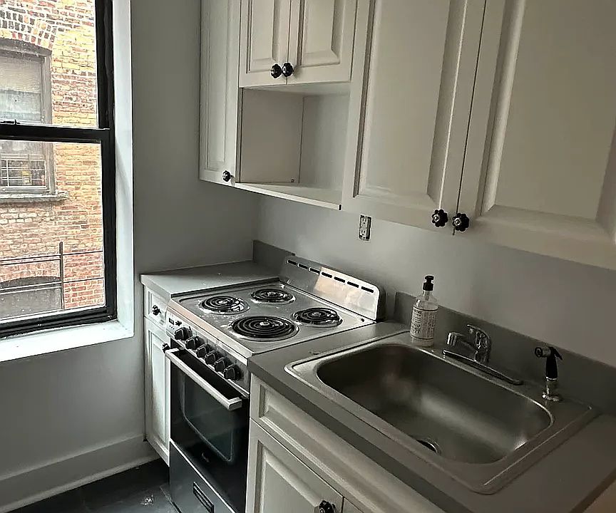 2nd image of 116 Sherman Ave #23