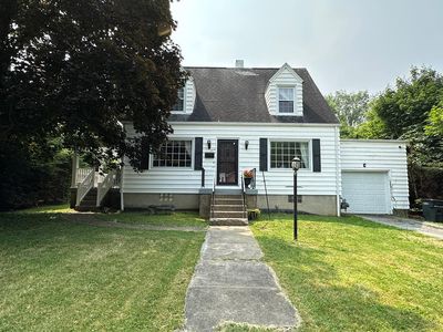 304 Oakhurst Ave, Bluefield, WV 24701 | MLS #52325 | Zillow