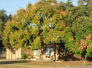 308 N Bryant St, Pleasanton, TX 78064